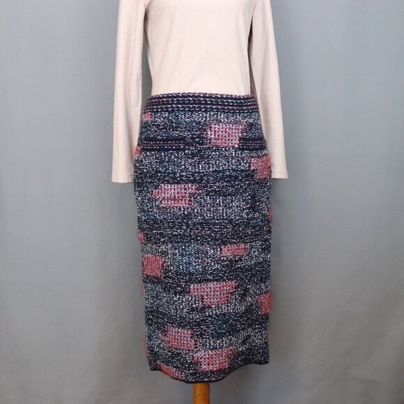 CHANEL Skirt Size 40 Wool Cashmere Plaid Tweed 15B - Picture 16 of 16